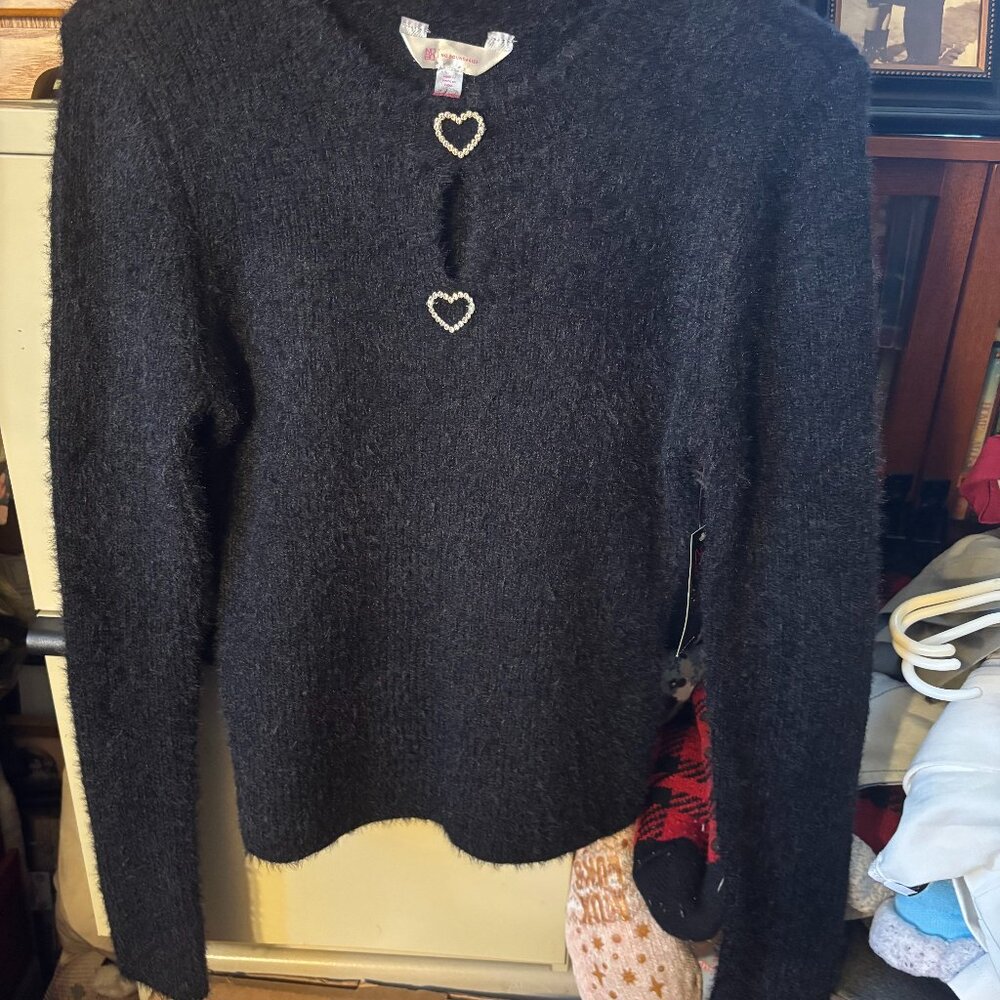 Women's Sweater w/ 2 Hearts on the front